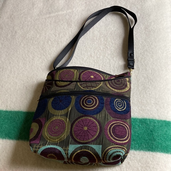 Purse - Picture 2 of 8